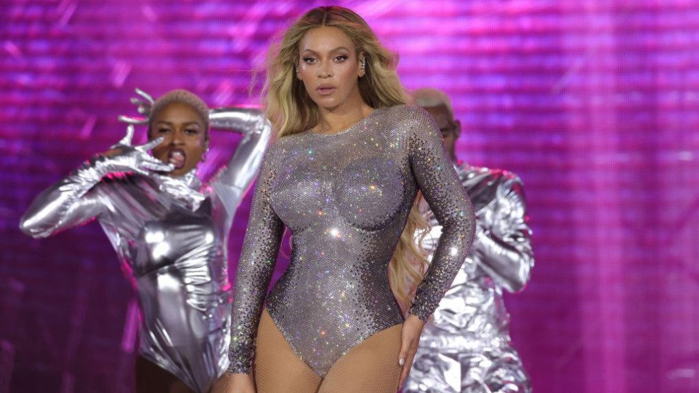 Beyoncé, 42, Foregoes Clothes & Wears Only a Sash in Photo, Stirring Up Strong Reactions