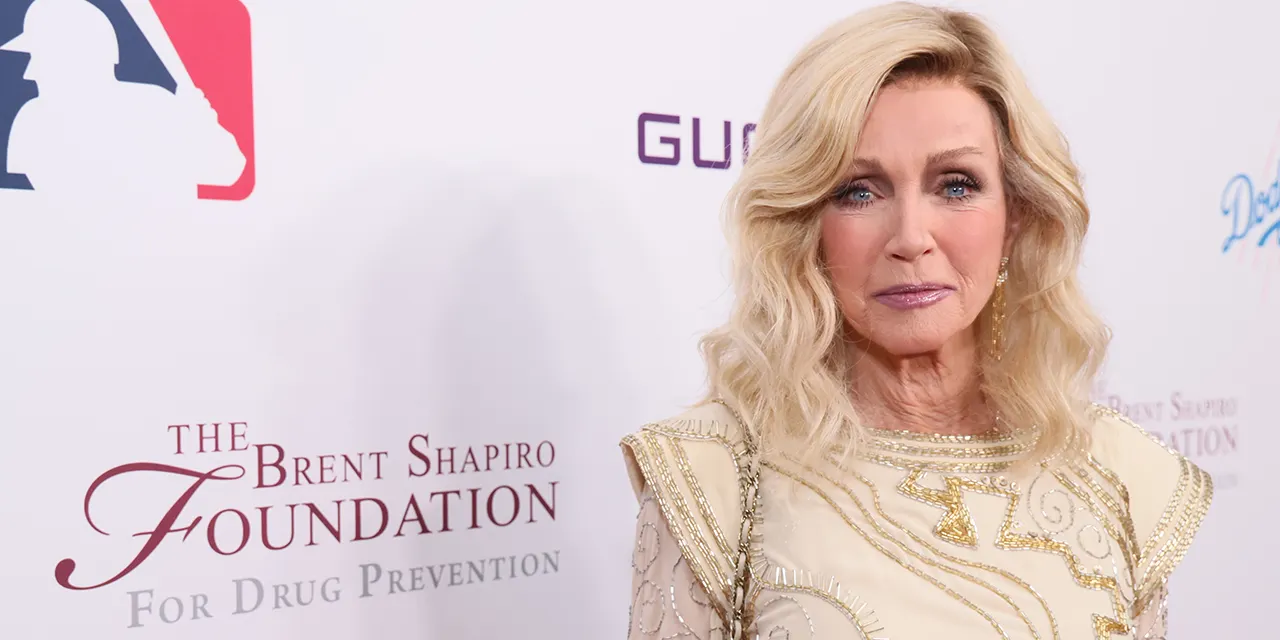 82-year-old “Knots Landing” star Donna Mills looks sensational while ...